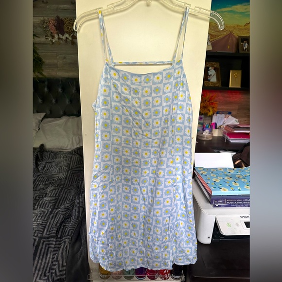 5/20. pacsun sundress - Picture 1 of 7